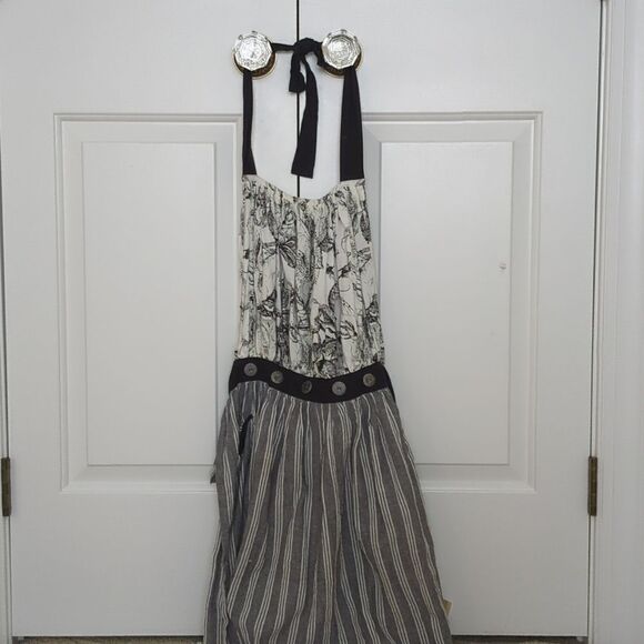 Sur La Table Apron - Picture 2 of 7